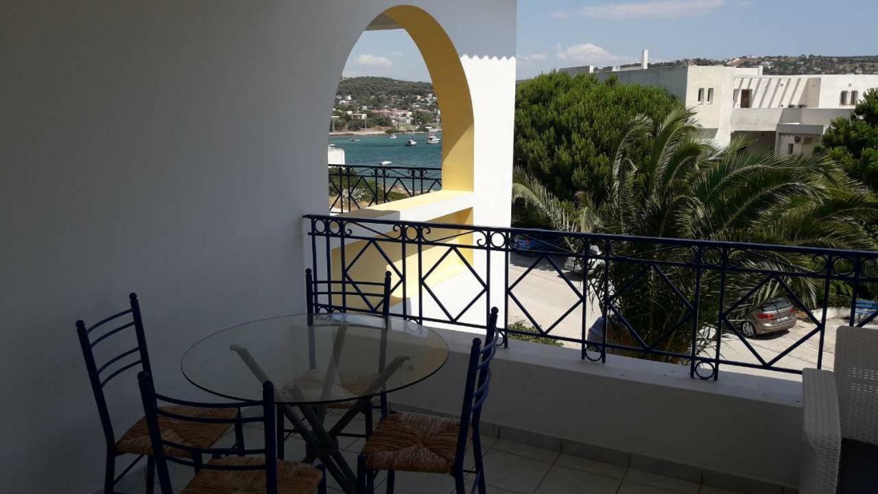 The Swan And The Gull, Porto Rafti Yacht Harbor Apartment Exteriér fotografie